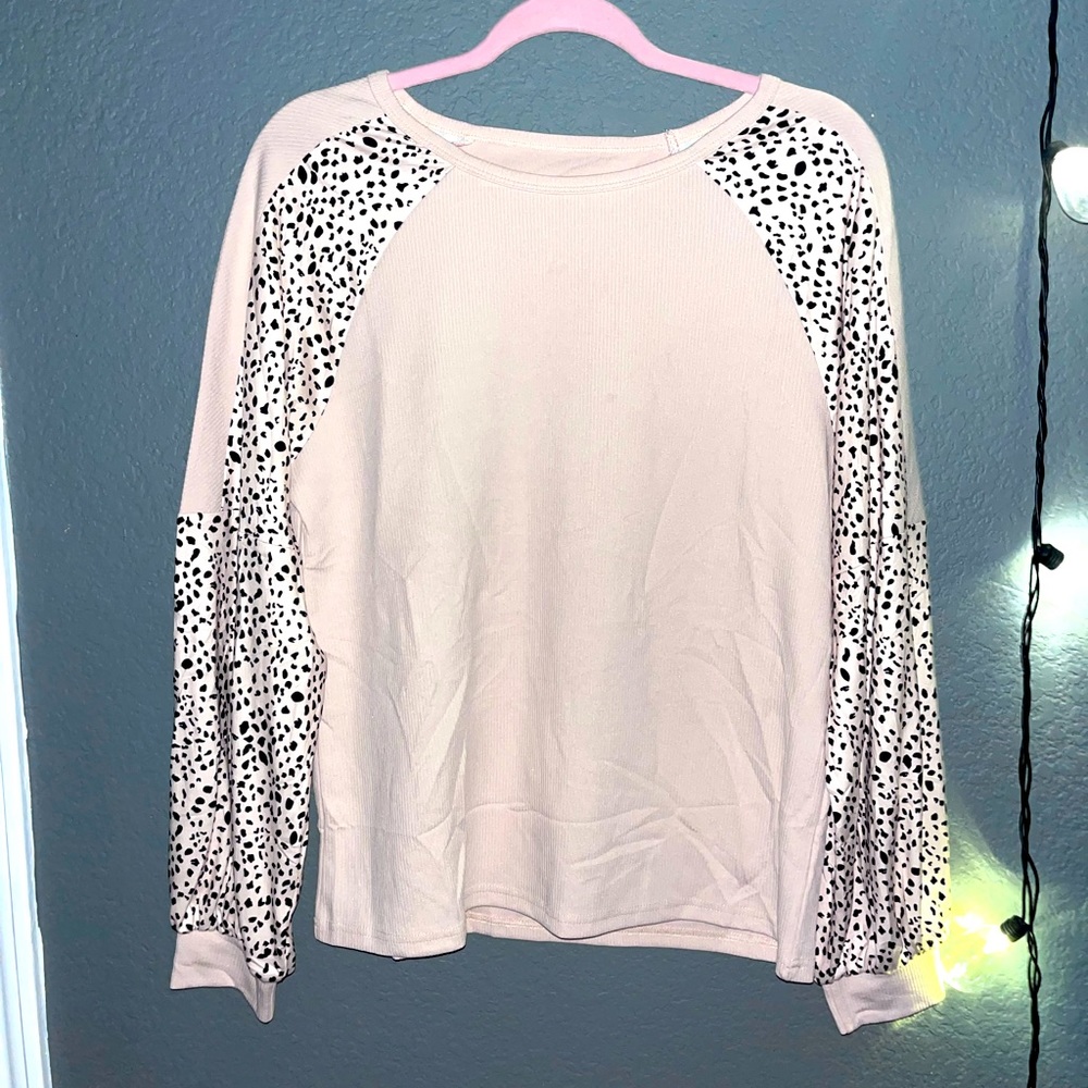 Boutique animal print long sleeve top